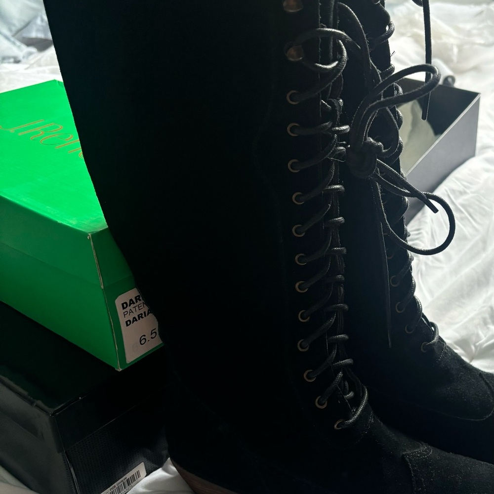 Black Lace-Up Women's Boots